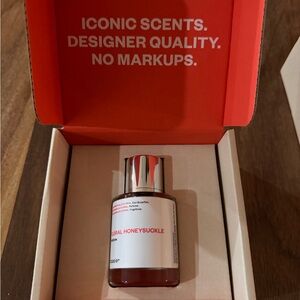Brand new in box Dossier Floral Honeysuckle Perfume